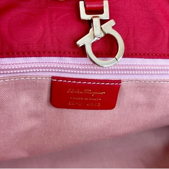 Salvatore Ferragamo Red Gancini Embossed
Shoulder Bag - Picture 13 of 13